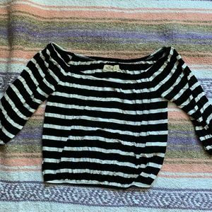 Off the shoulder long sleeve